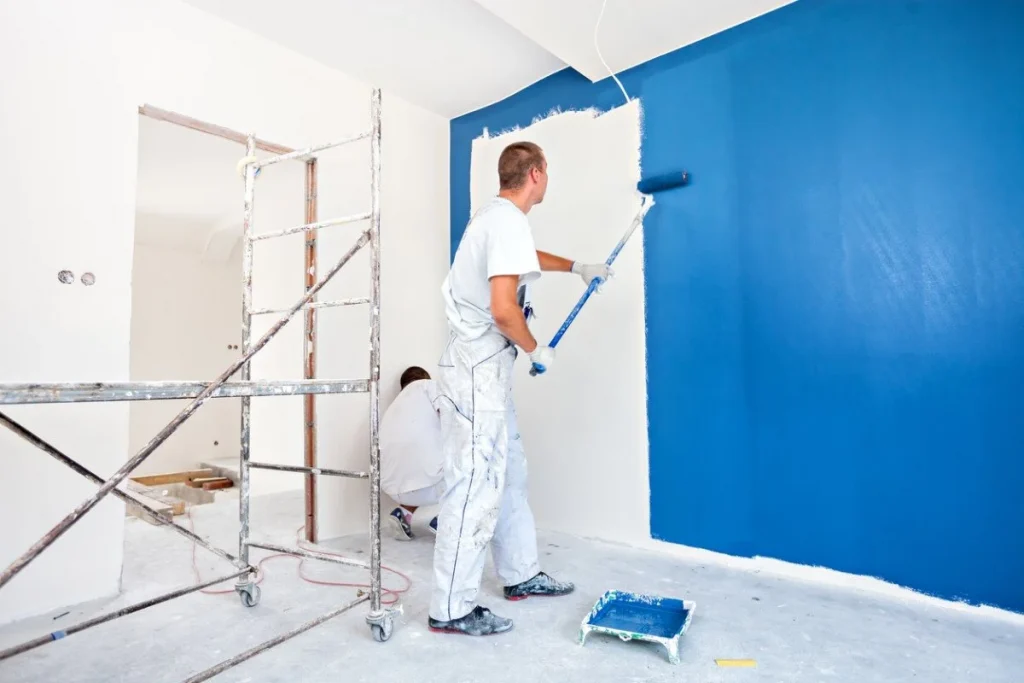 How to Choose the Right Paint for Dubai’s Climate – Interior & Exterior Tips